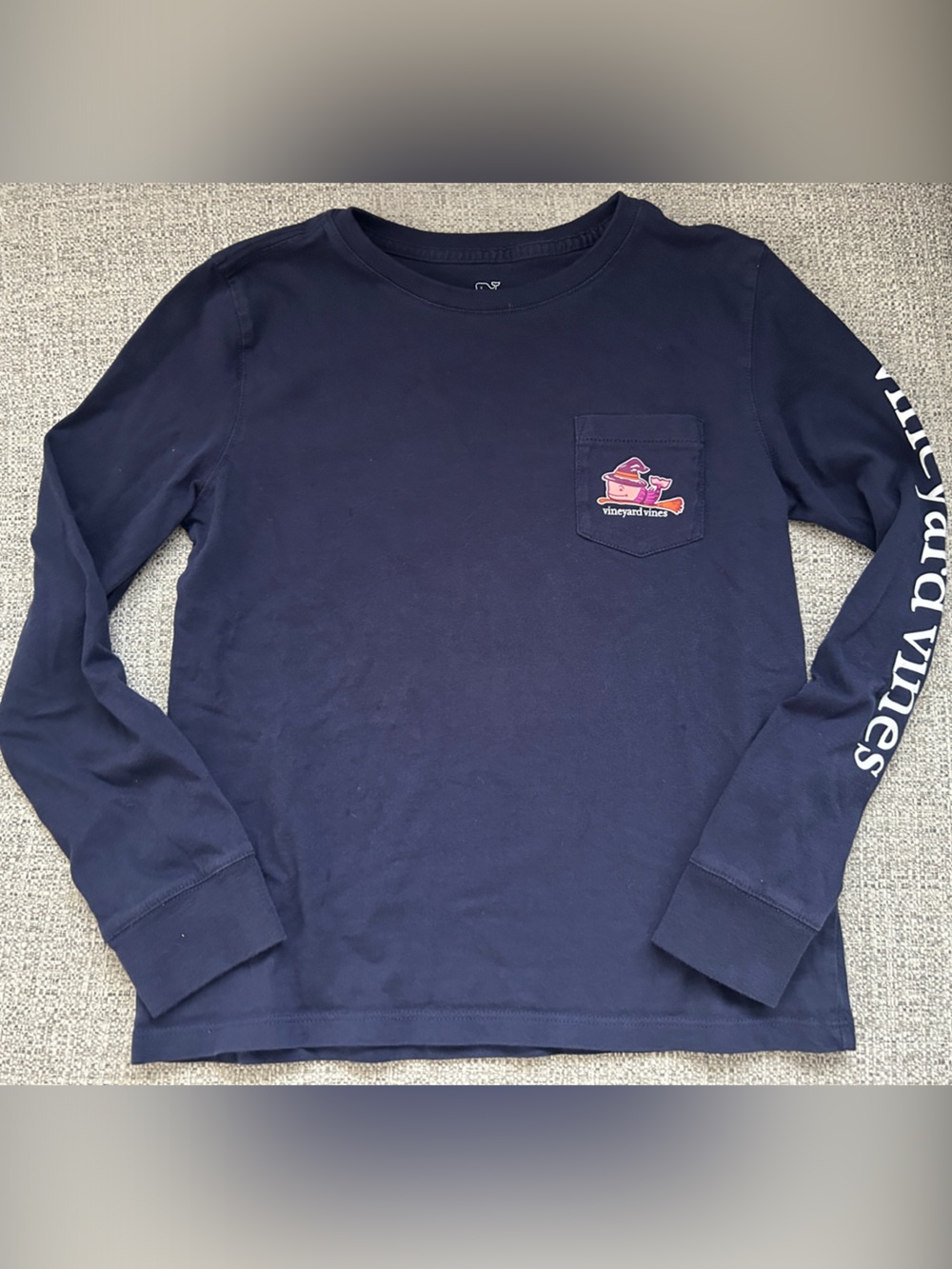 Vineyard Vines Halloween Navy Long Sleeve Kids Graphic Tee with Pocket 👻
